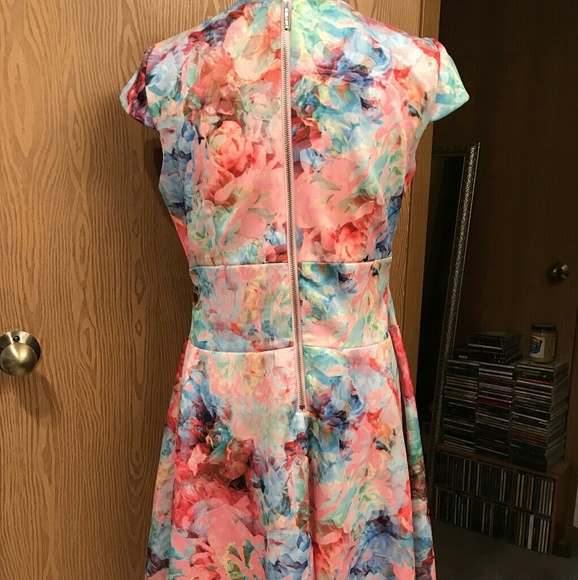 Chetta B Floral Fit-n-Flare Dress - Picture 4 of 8